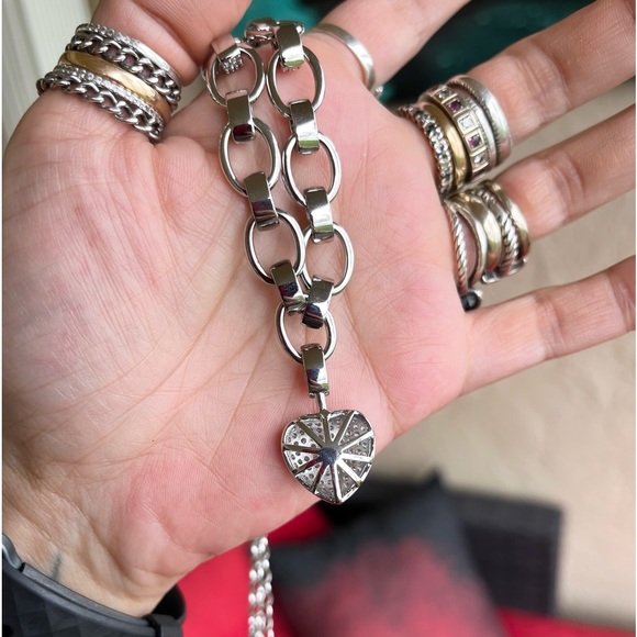 Platinum plated Clear cubic zirconia rhinestone cz heart silver valentine choker - Picture 11 of 11